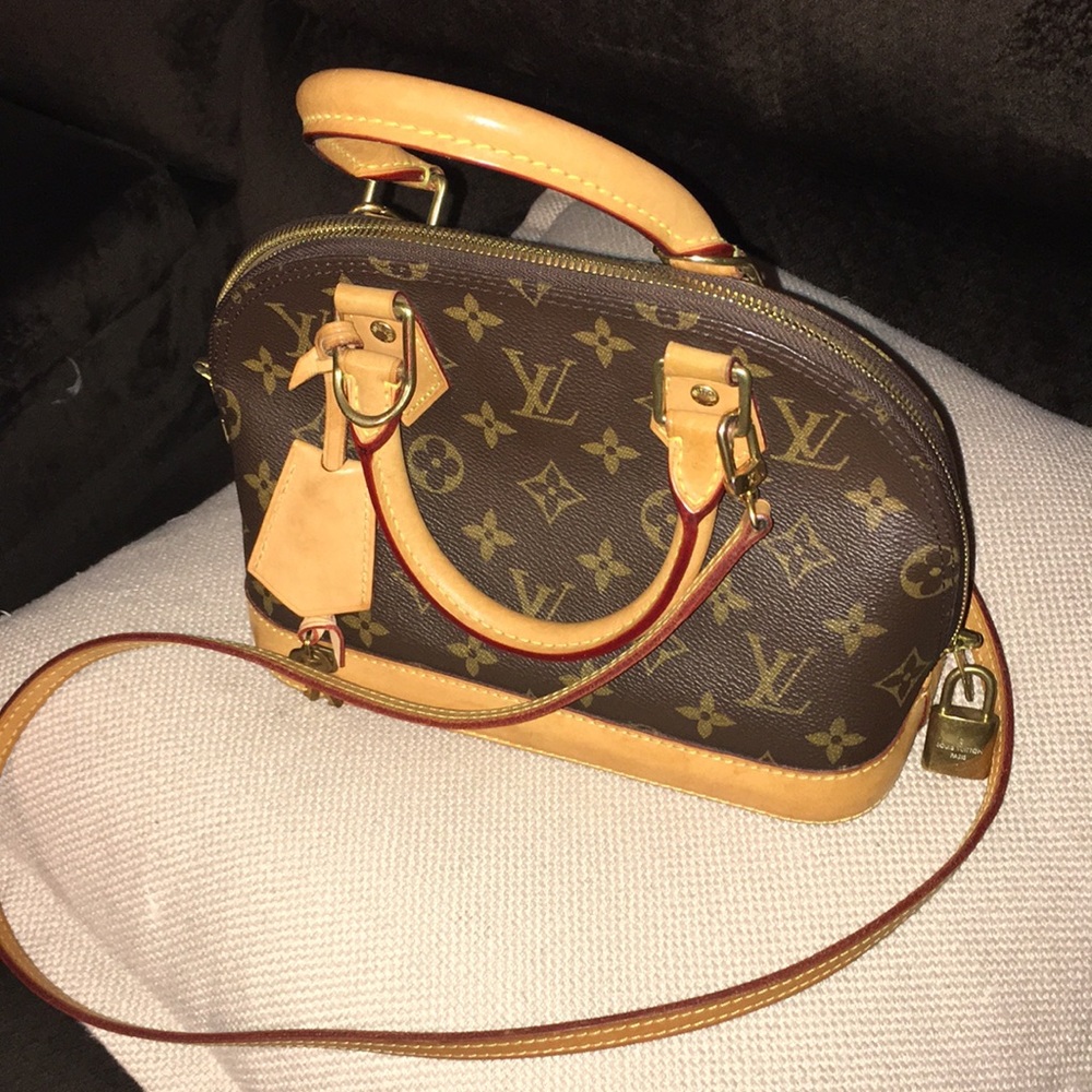 Louis Vuitton Crossbody Alma